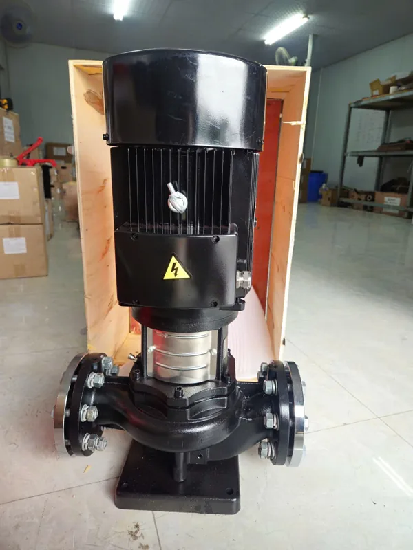 Bơm tăng áp từ bể chung